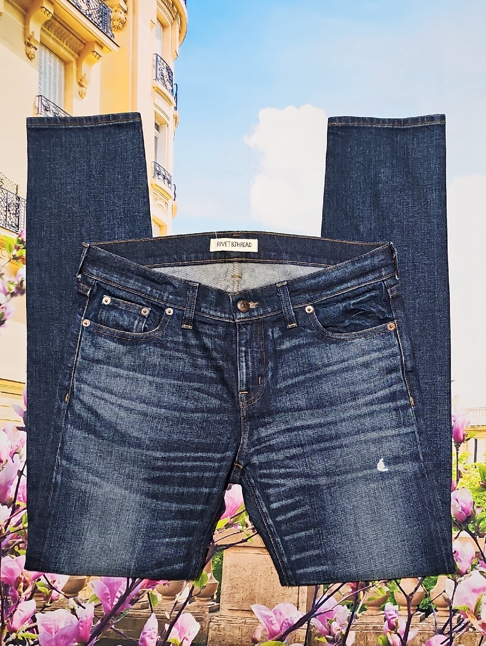 Rivet & Thread Distressed Skinny Jeans Dark Blue Wash Size 29